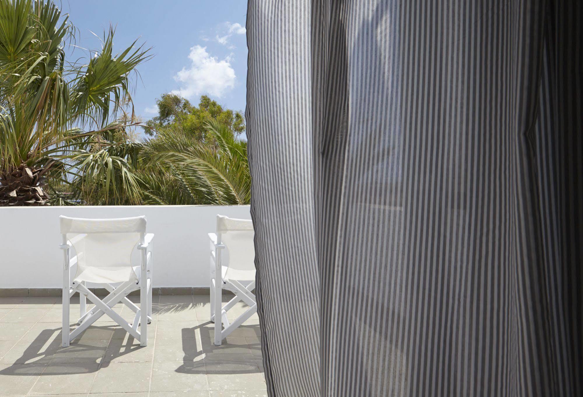 Fenix Hotel Perissa  Exteriér fotografie